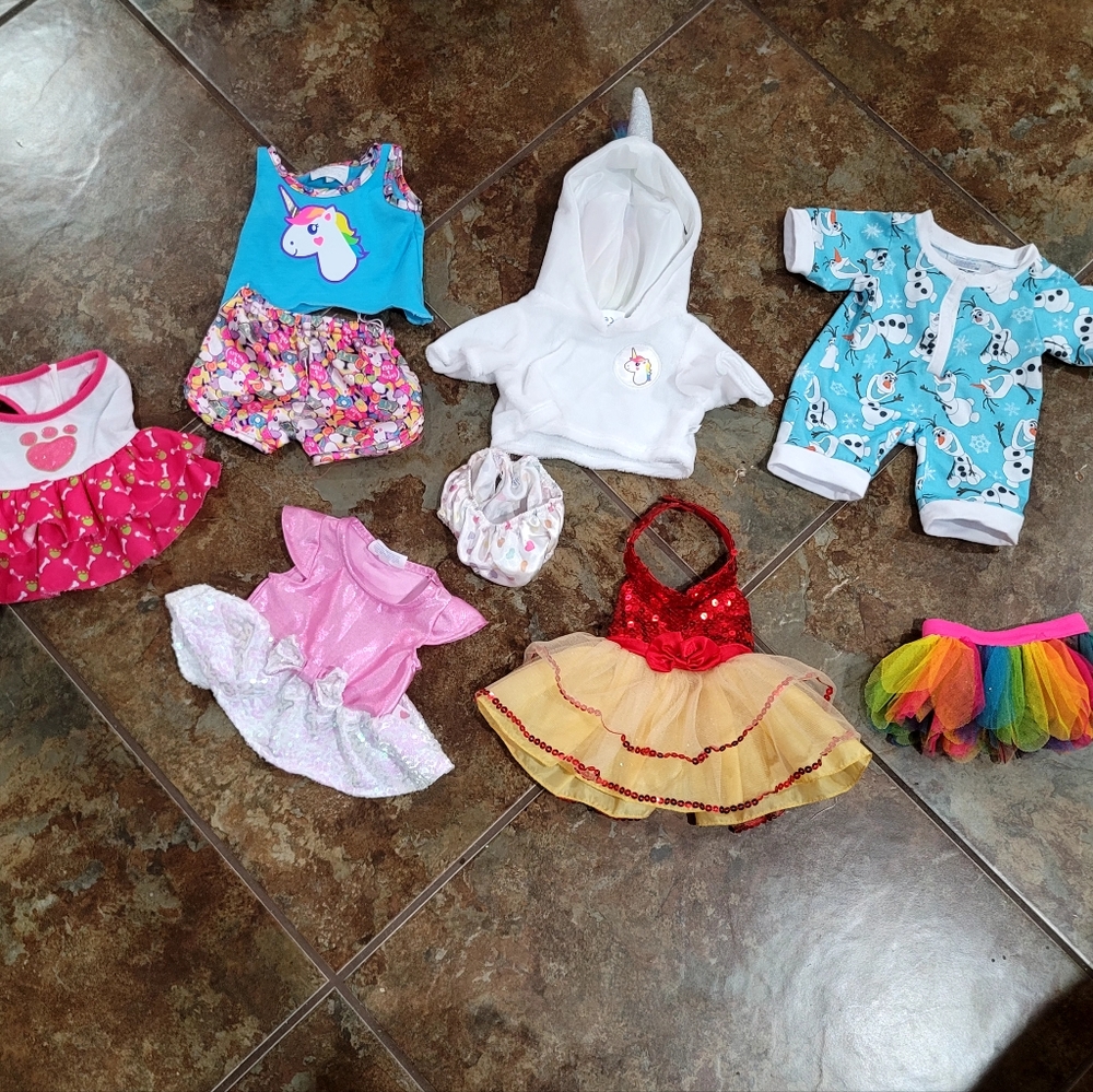 Build A Bear clothing lot